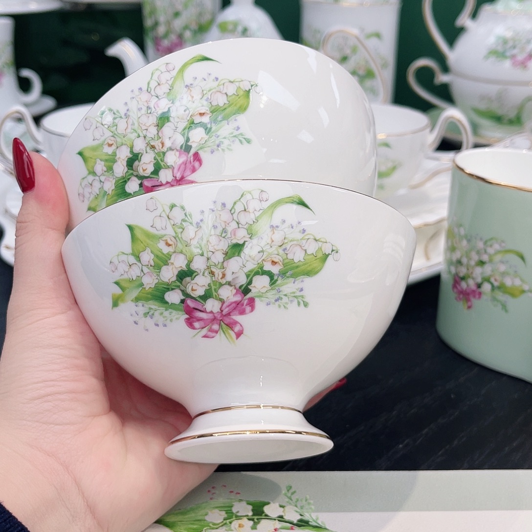 骨瓷饭碗———————————————