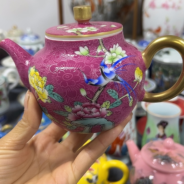 青***酒陶摆件景德镇陶瓷协会、景德镇陶瓷协会