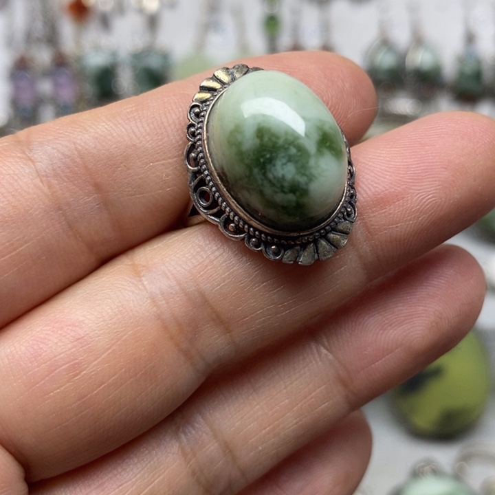 蛇纹石玉戒指银S925镶嵌