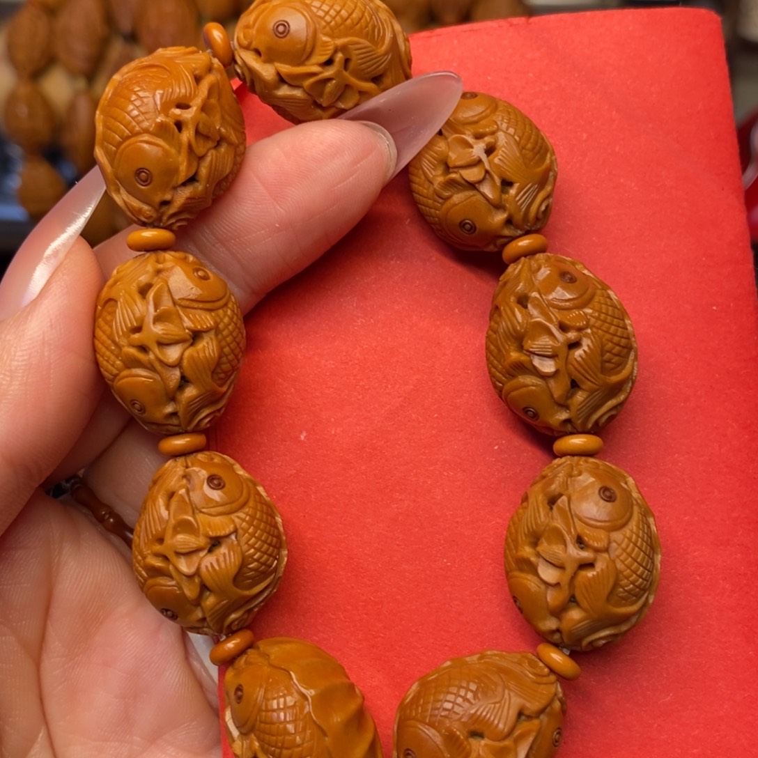 手串/手链橄榄核双鱼戏莲