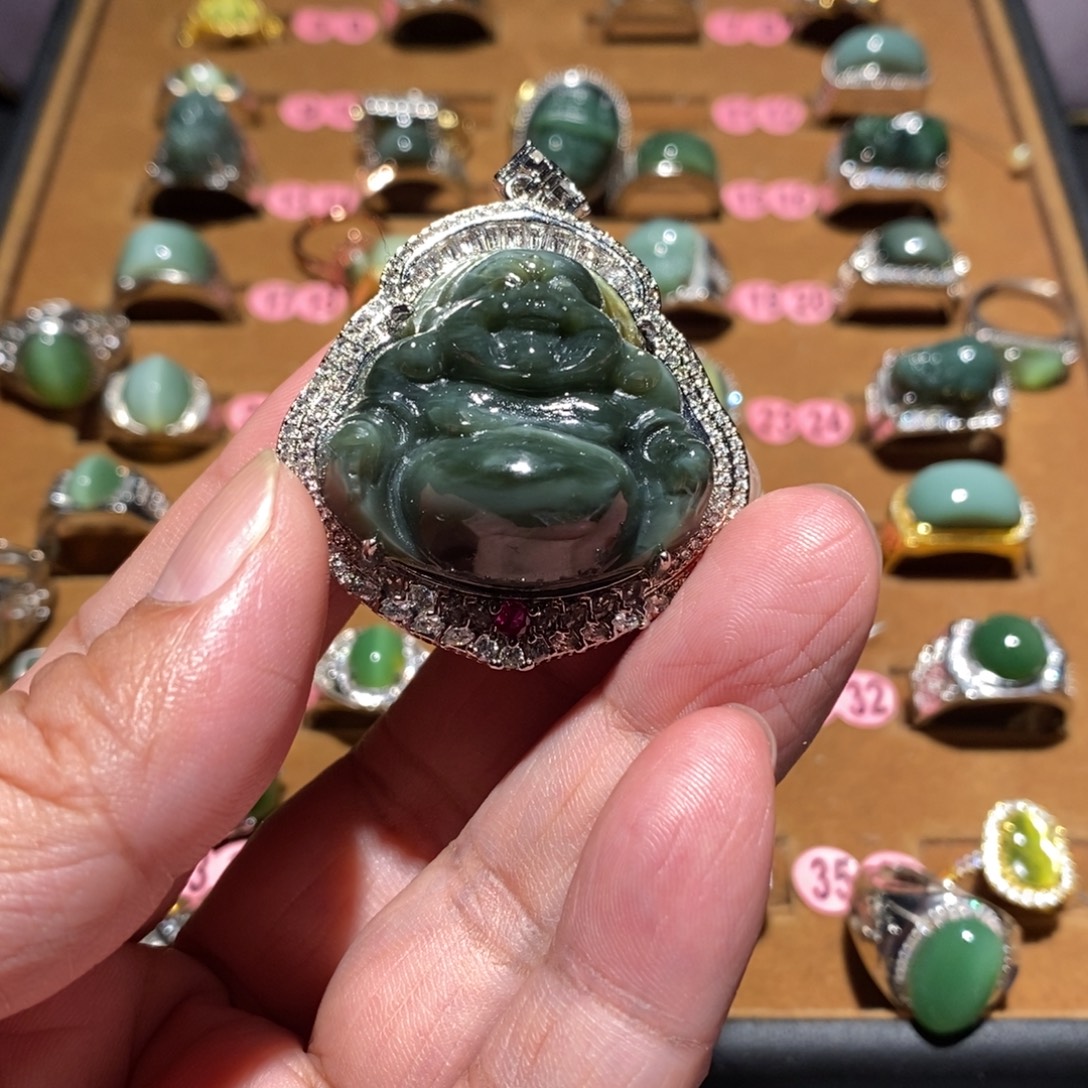 和田玉未镶嵌珠宝半成品