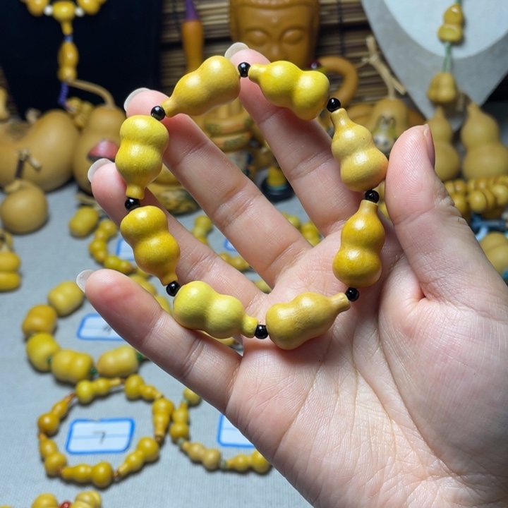 雪***。大叶紫檀（黑酸枝木类）