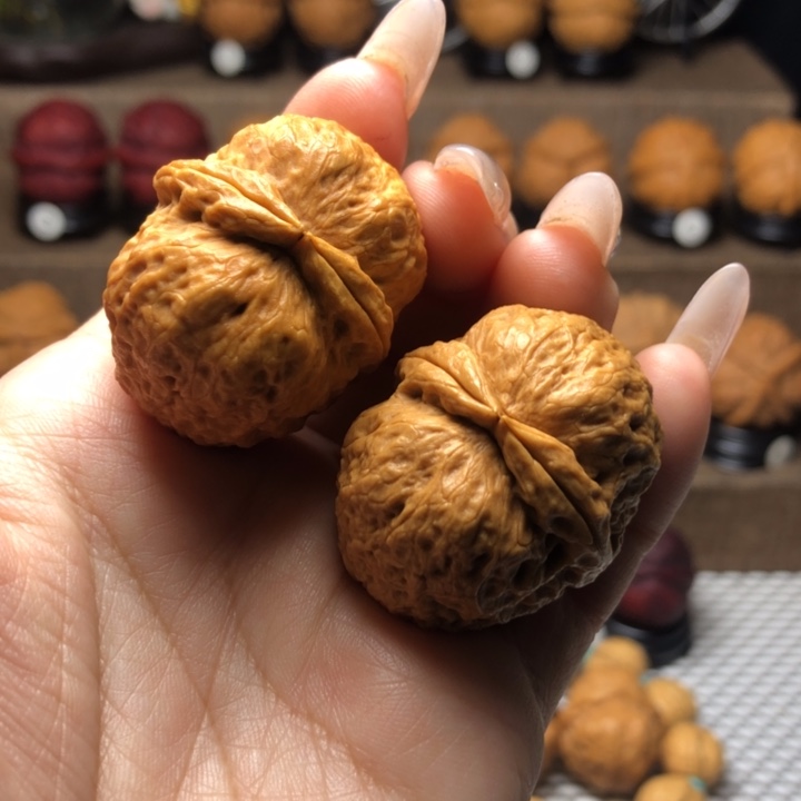 橄榄核吊坠10玉面鹦鹉