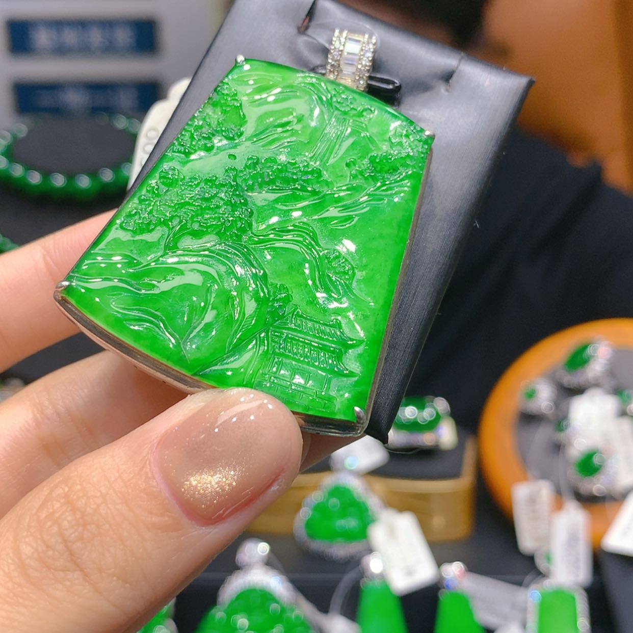 【闪购商品】颈饰银S925镶嵌翡翠4柒姐