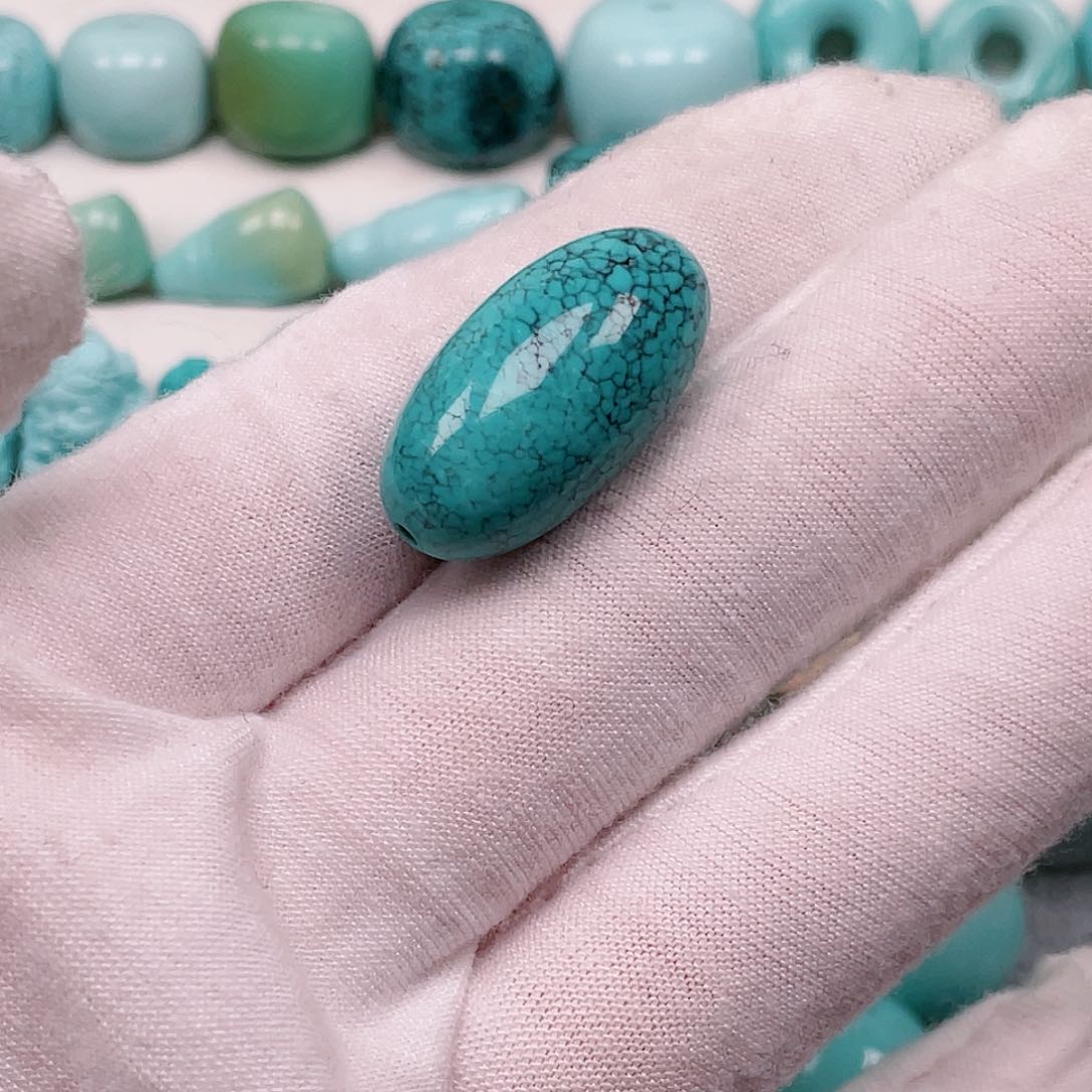 绿松石配饰未镶嵌追*