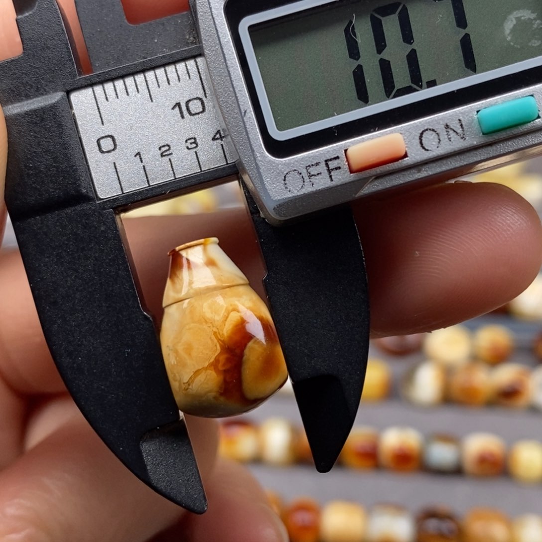 未镶嵌琥珀戒指三通