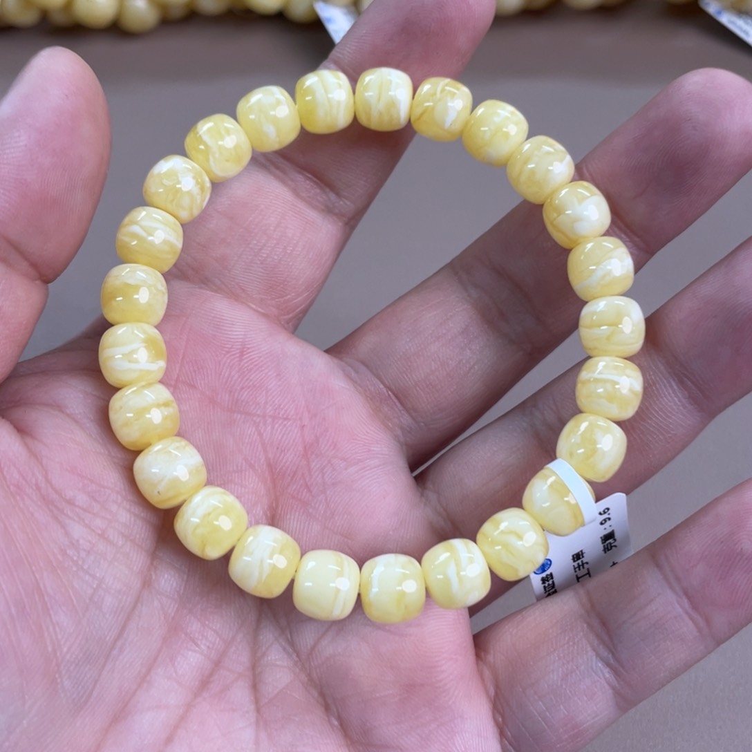 琥珀裸石未镶嵌0160000000000