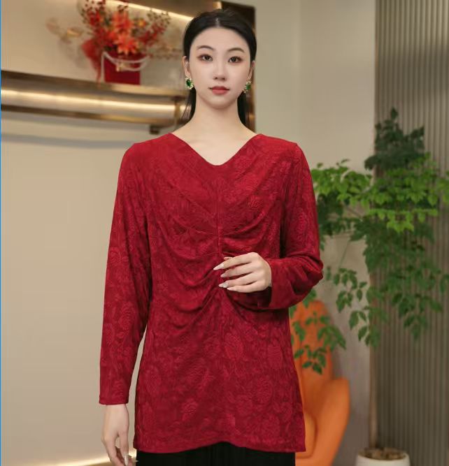 026/长袖女宽松型美拉德风秋冬V领碎花T恤法式显瘦显白上衣