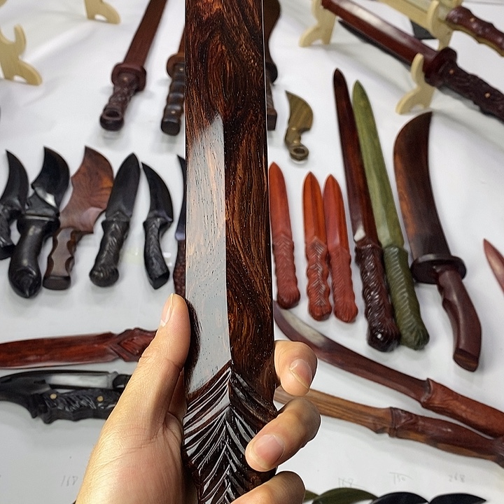 独****香榧木红酸枝60公分短剑