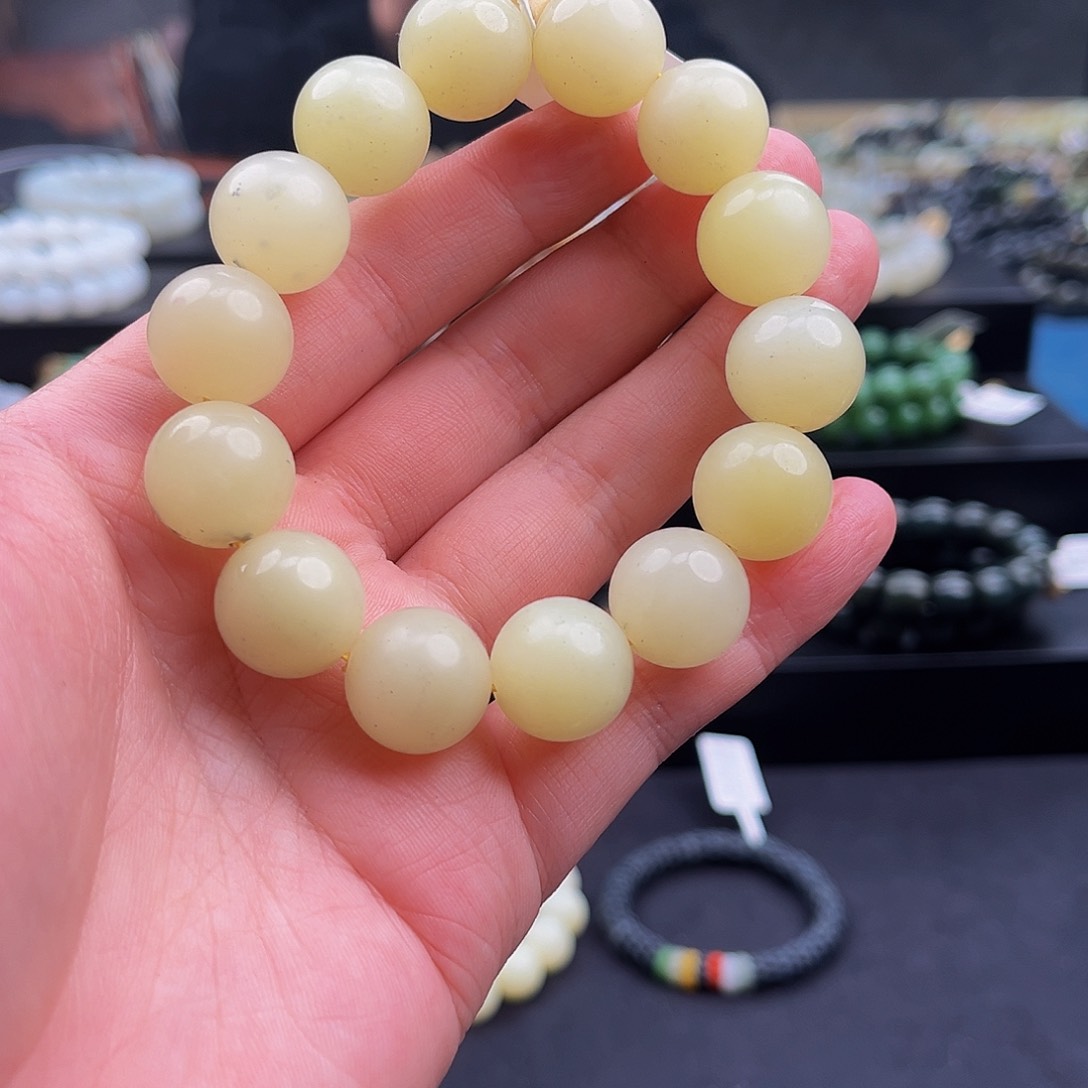 和田玉手串未镶嵌