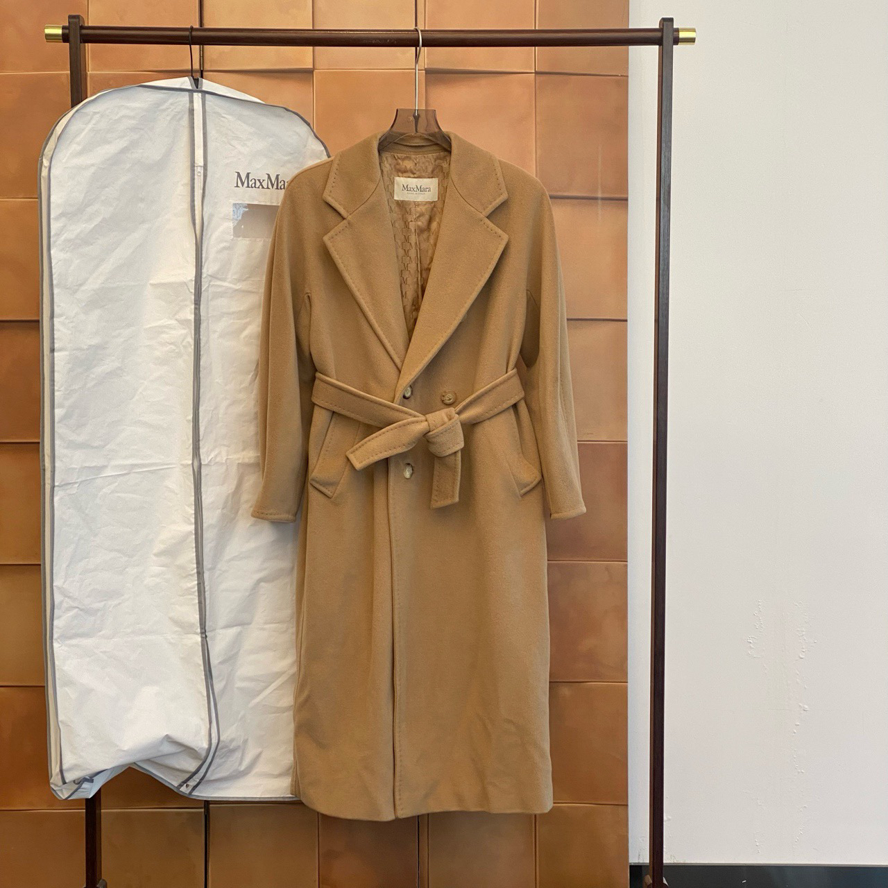 MaxMara爆款驼色101801羊绒大衣/40码/存放品/29905