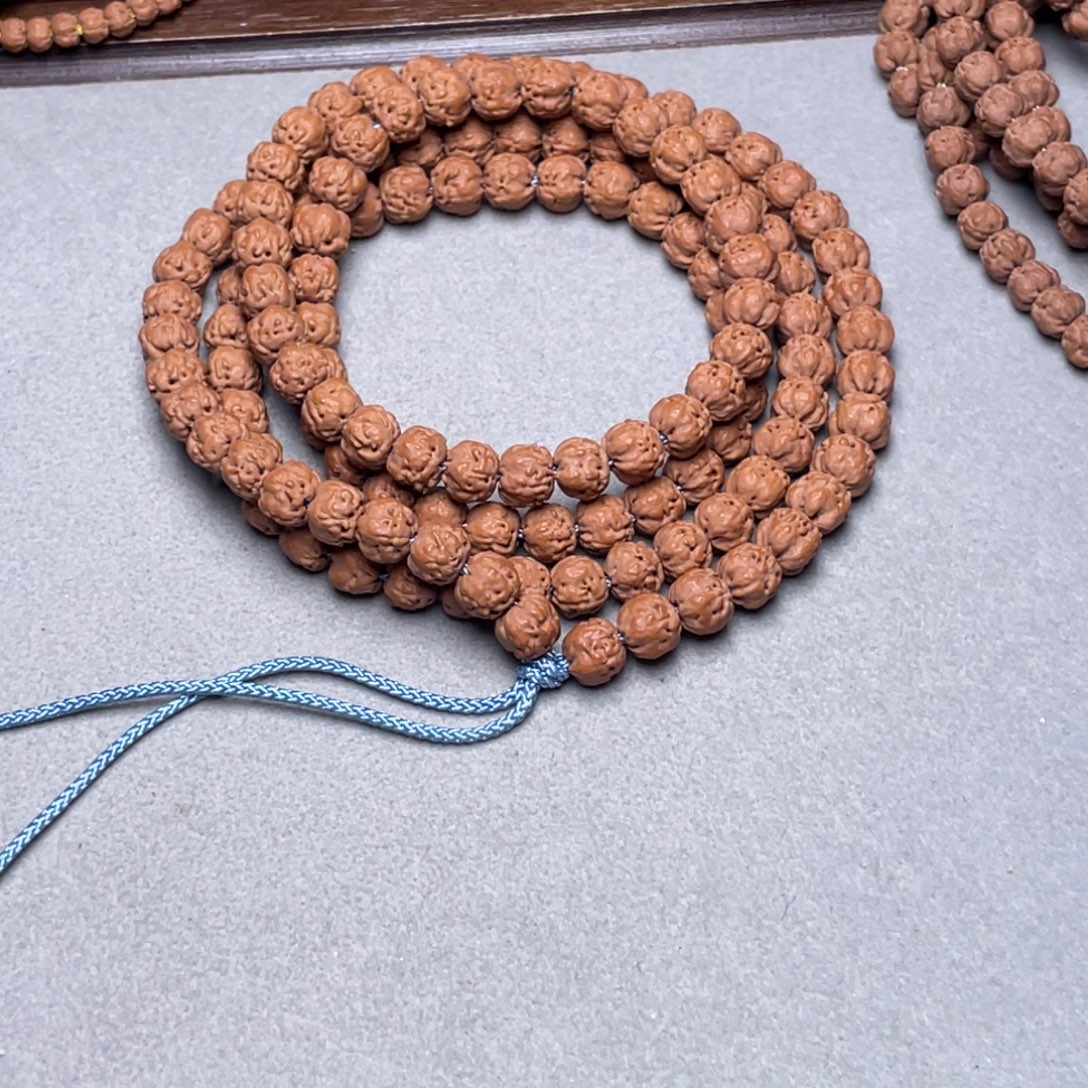 阿****吊坠金刚菩提梅朵