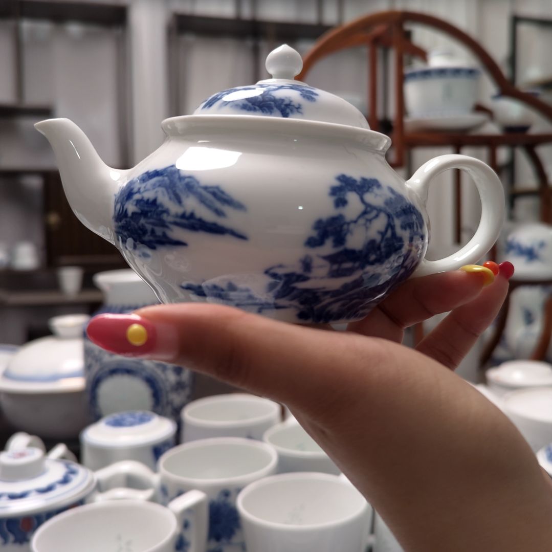陶瓷江南韵茶壶一个