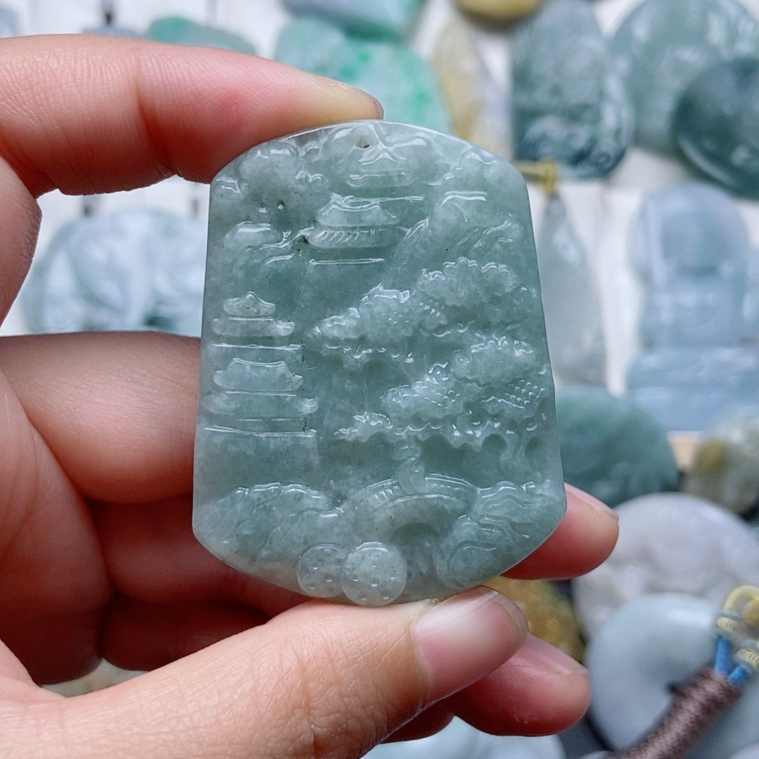 翡翠未镶嵌颈饰翡翠