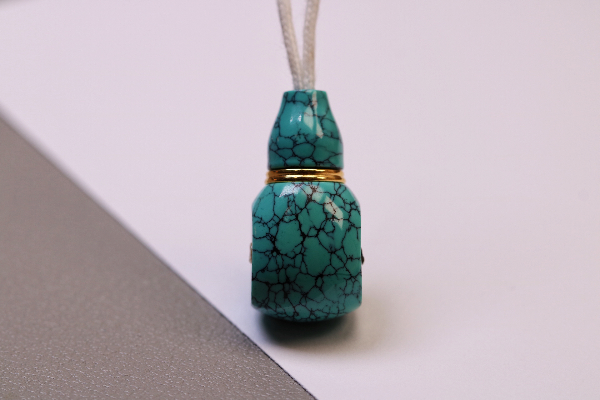 原矿绿松石网花金腰带三通（尺寸22.9×11×11.8重4.8克）