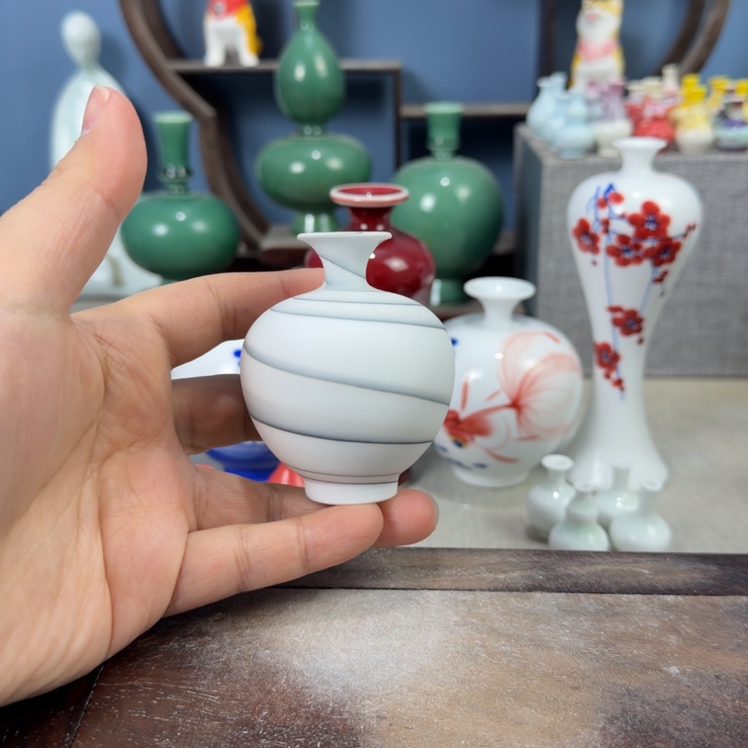 陶瓷手工小花器摆件