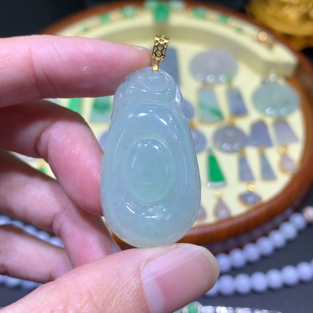 翡翠吊坠(不含链)18K金镶嵌