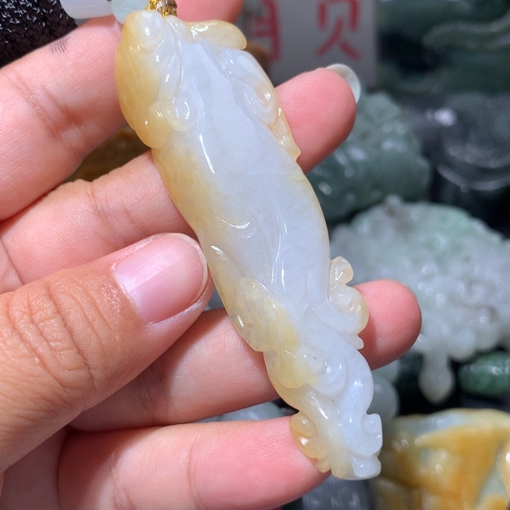 翡翠未镶嵌颈饰保真天然A货翡翠