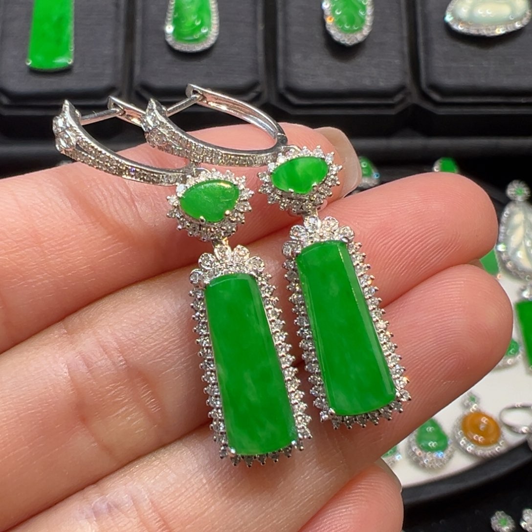 翡翠18K金镶嵌耳饰收到货48小时鉴赏期