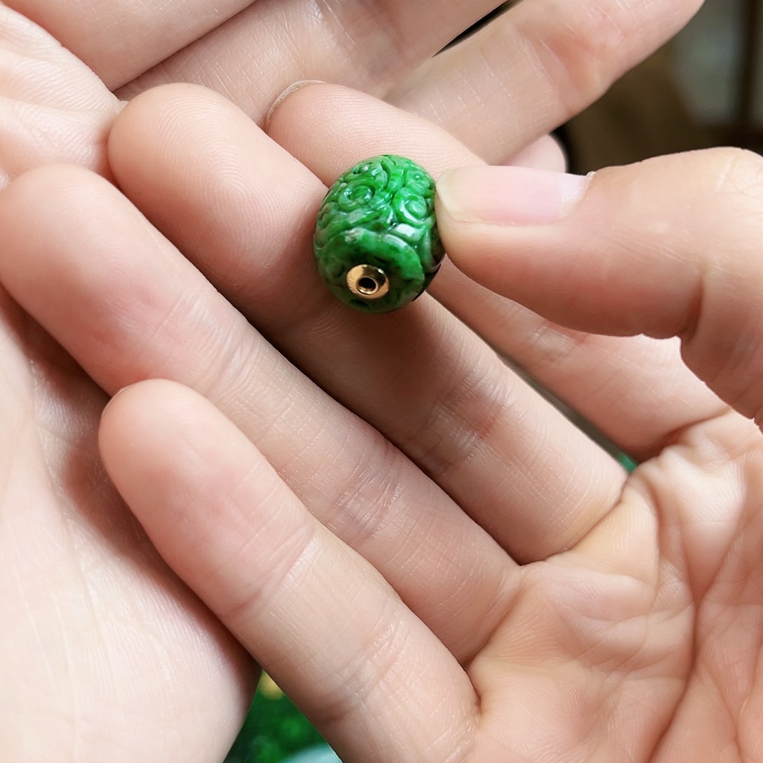 翡翠颈饰18K金镶嵌吊坠