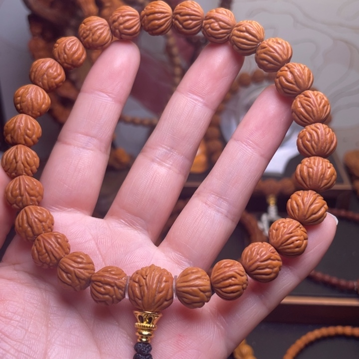 利***国桃核吊坠龙文桃核