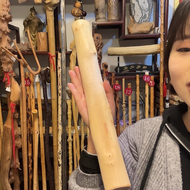 晏***宁铁匠的故事是一场悲剧