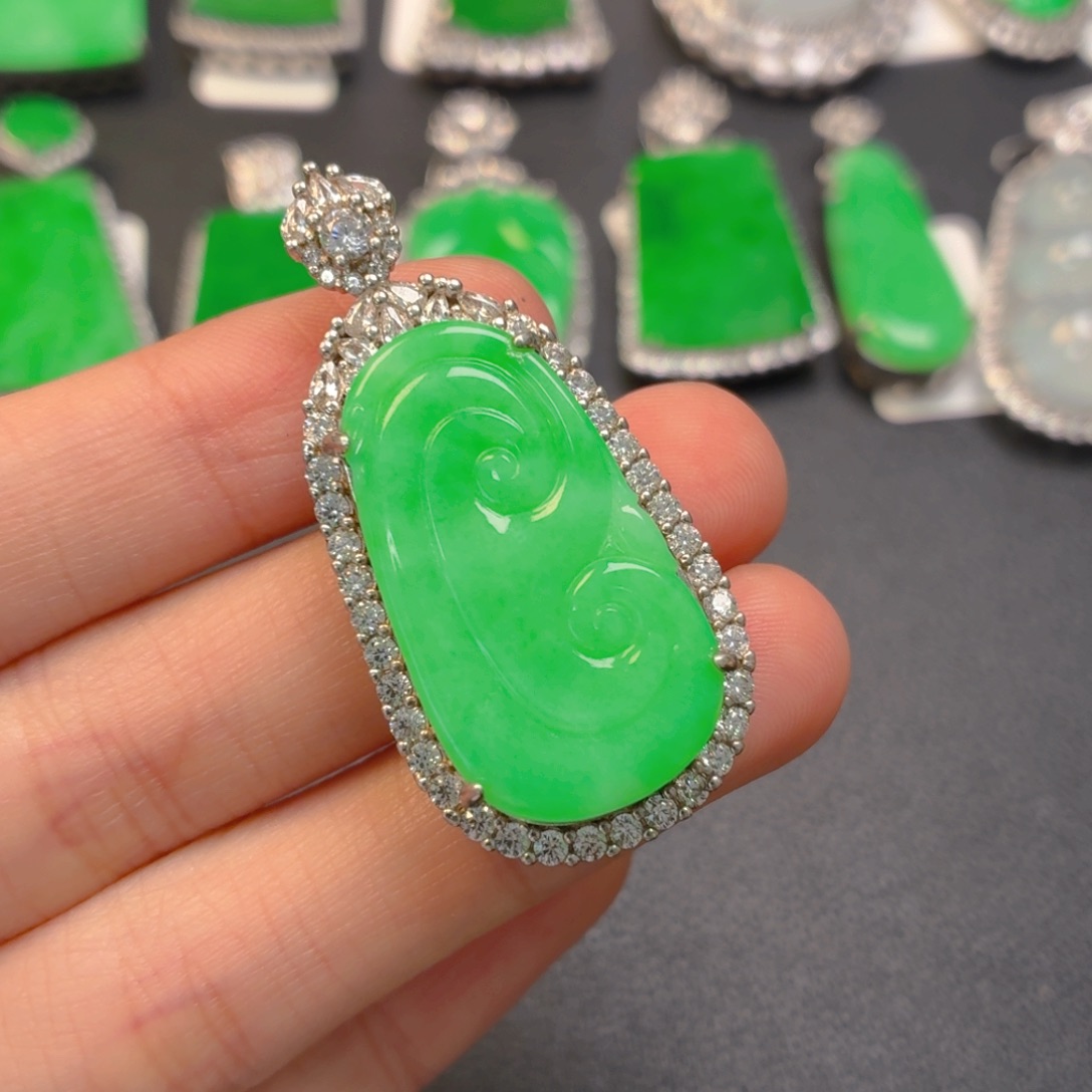 翡翠银S925镶嵌颈饰