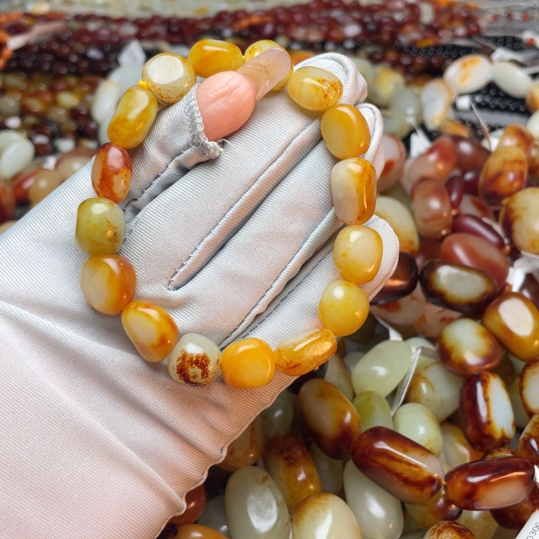 未镶嵌和田玉手链