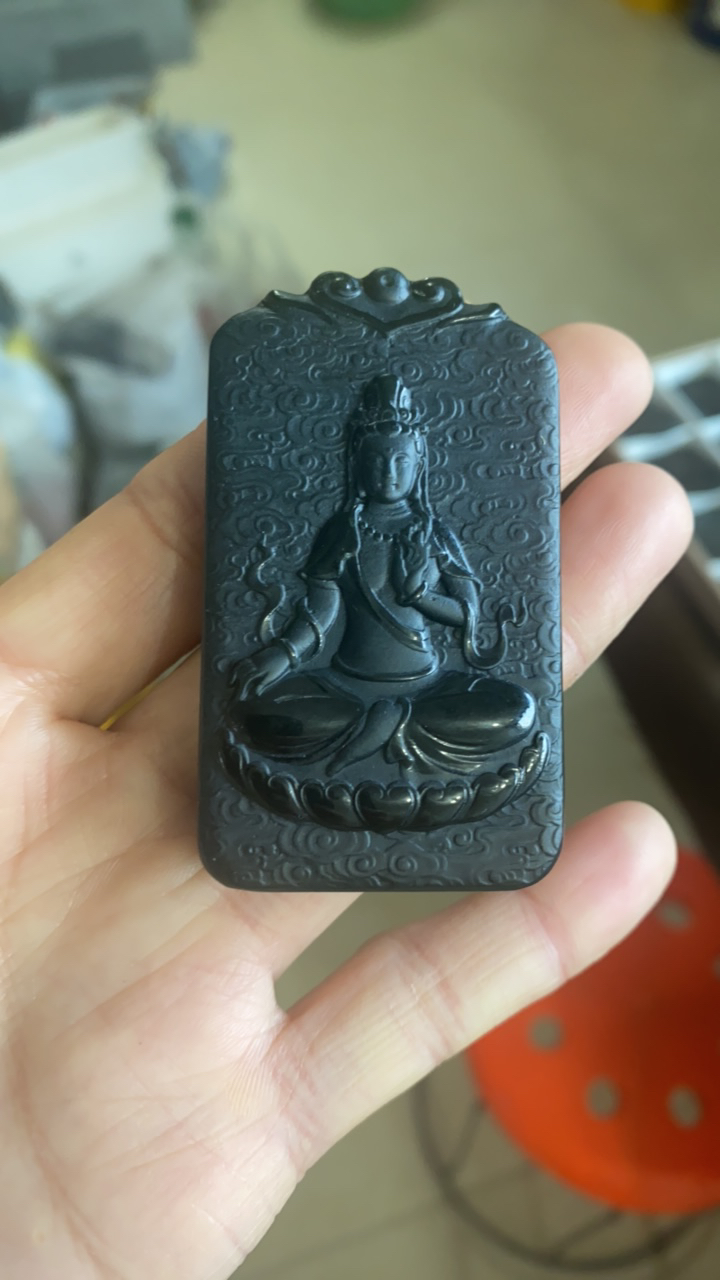 和田玉青玉山水观音 