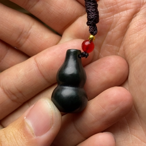 迷***奇和田玉未镶嵌颈饰