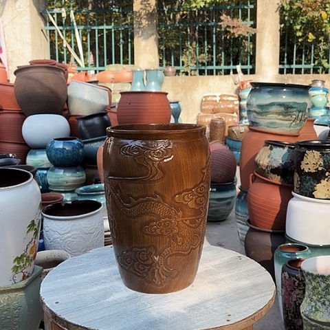 口19高31瑕疵一个。  