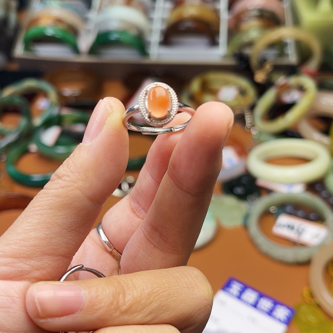 南红玛瑙发饰未镶嵌