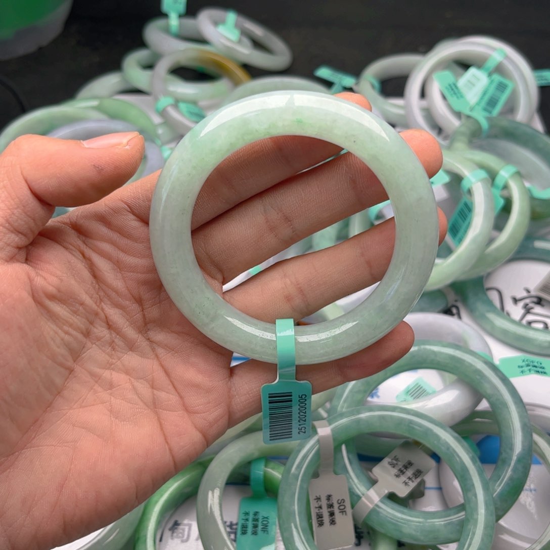 未镶嵌手镯翡翠5556. X28 99