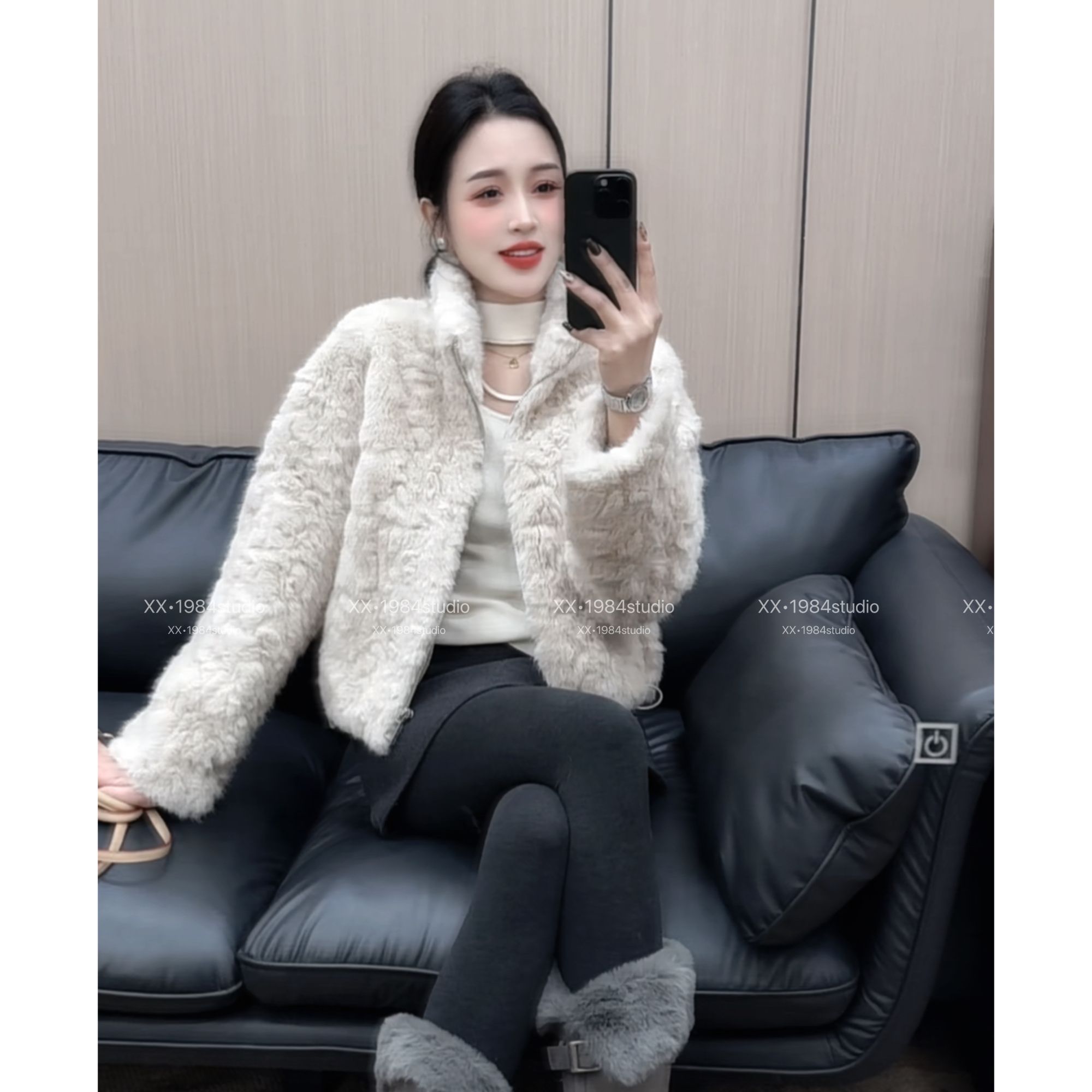 1984 精选【羊金绒】冬季洋气百搭短款拉链毛毛短外套