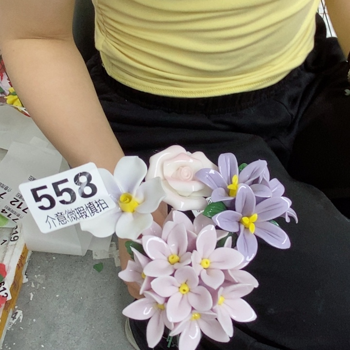 摆件陶瓷材料加工