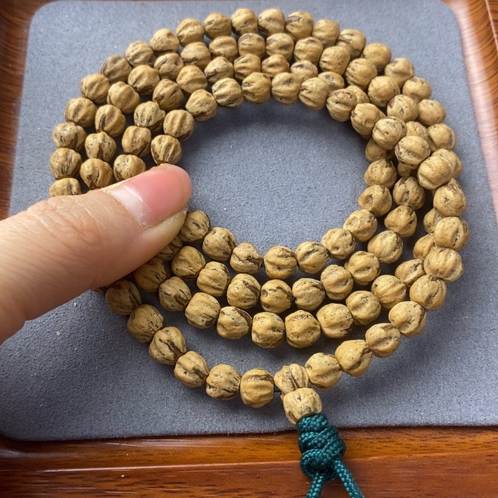 柏香籽/百香籽吊坠小****?