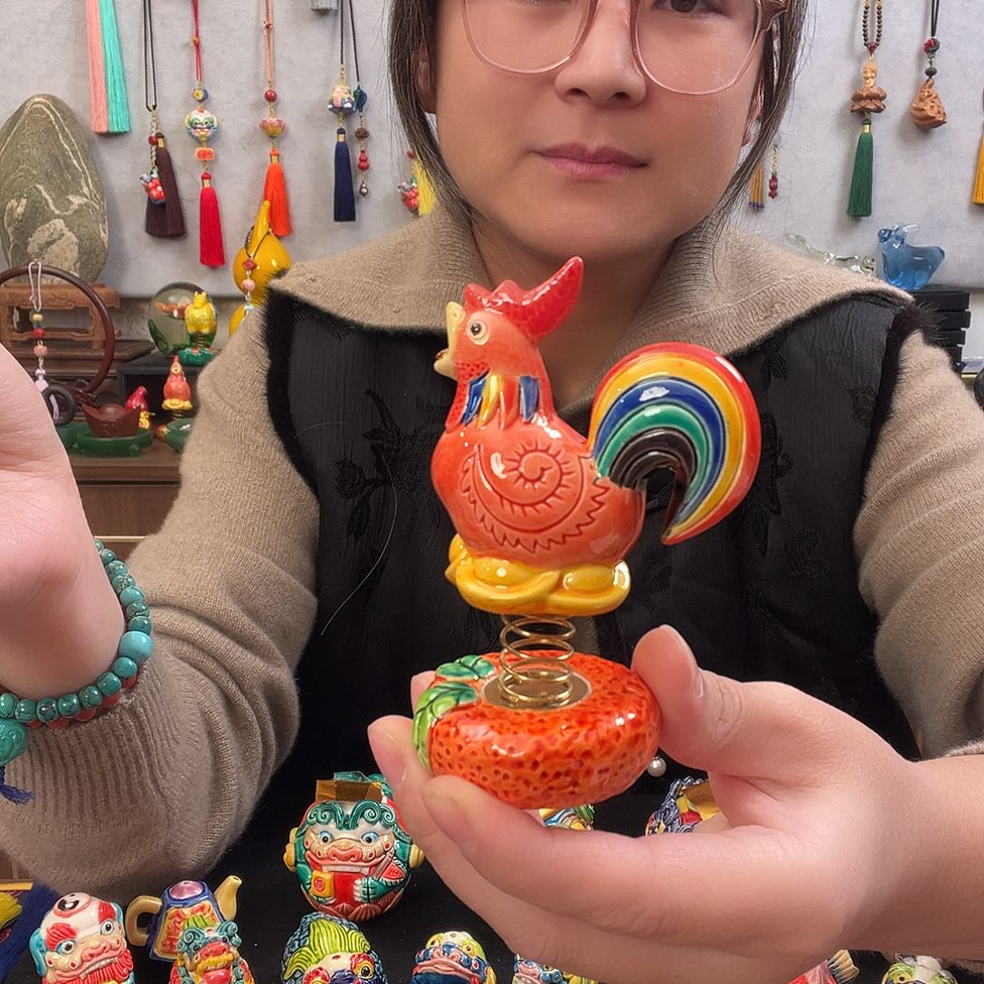 交趾陶鸡的摆件弹簧版