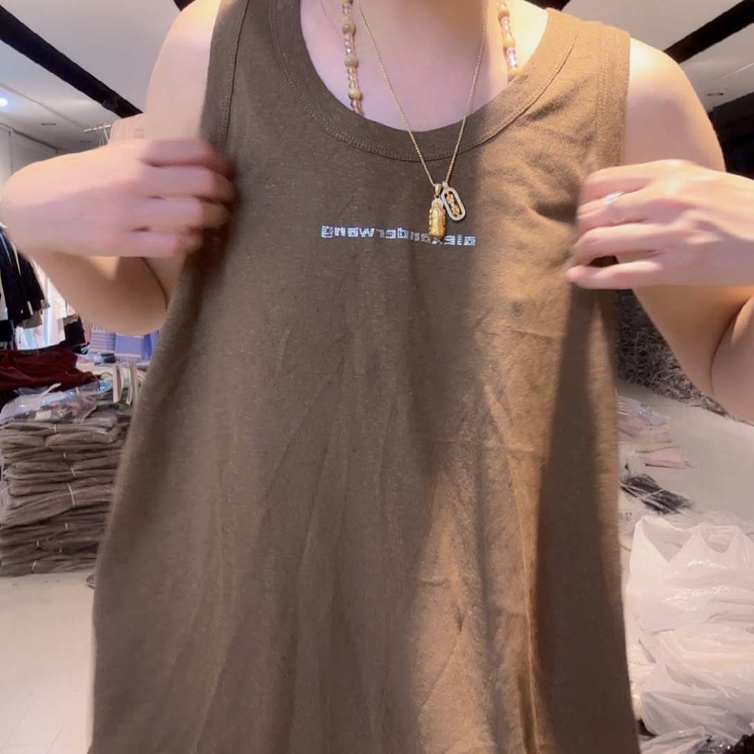 麻棉的咖色背心548797655