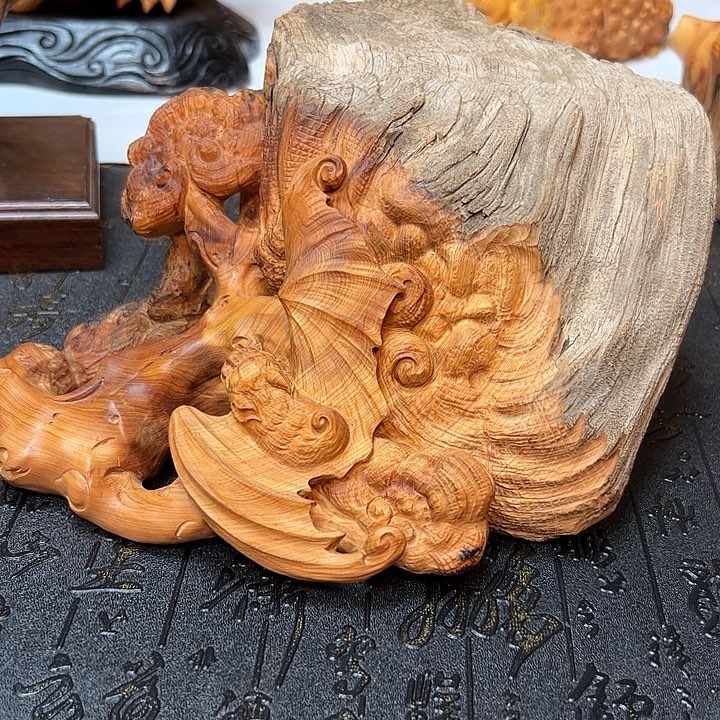 小***谢柏木摆件的设计和制作