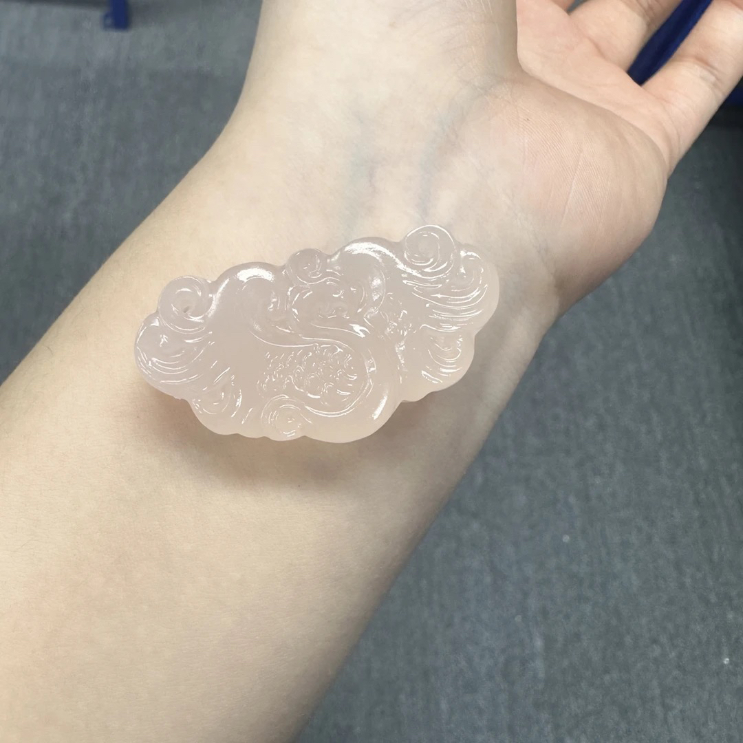 小帅的珠宝仓—精美藕粉凤舞九天吊坠多样性发一