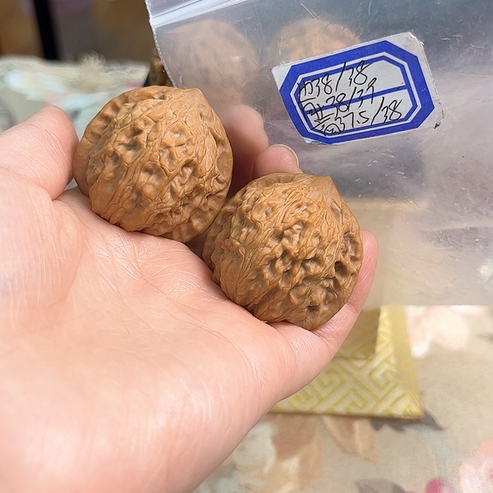 文玩核桃把件罗家沟