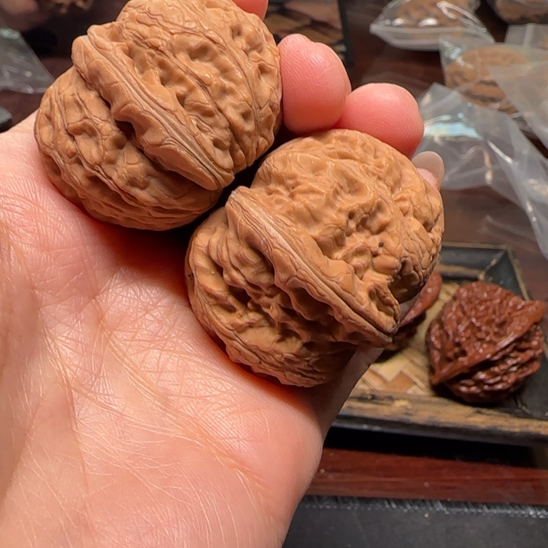 文玩核桃吊坠元宝40-24