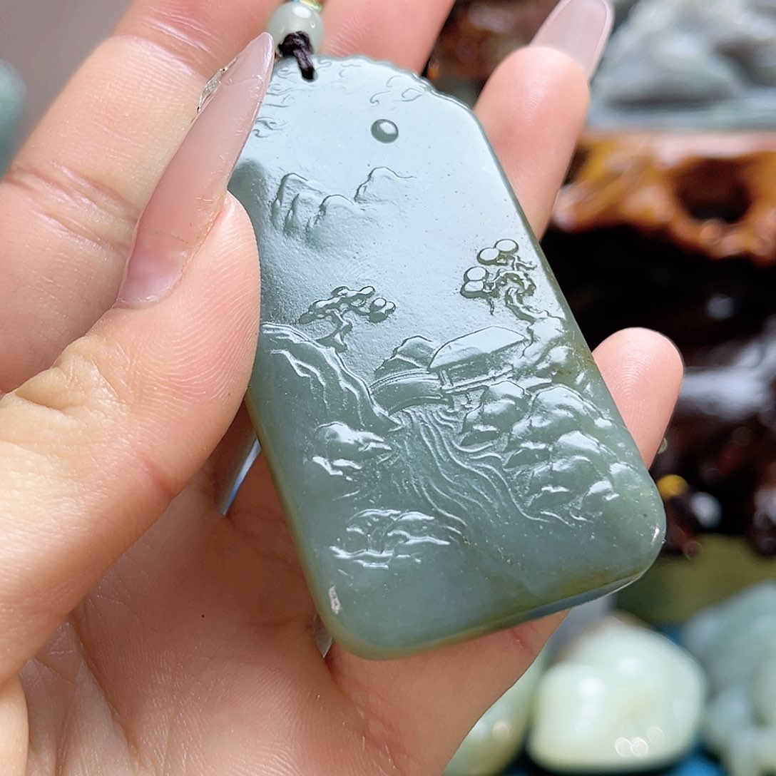 和田玉颈饰未镶嵌