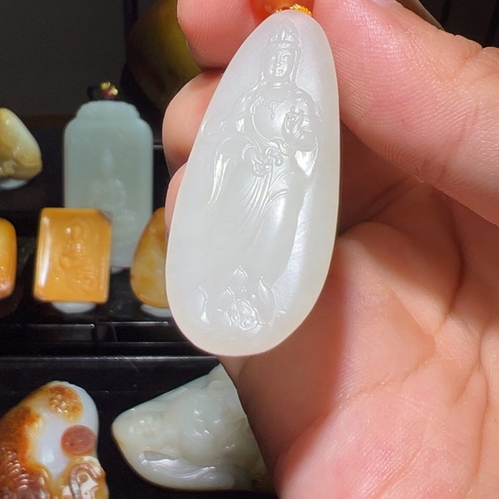 和田玉颈饰未镶嵌