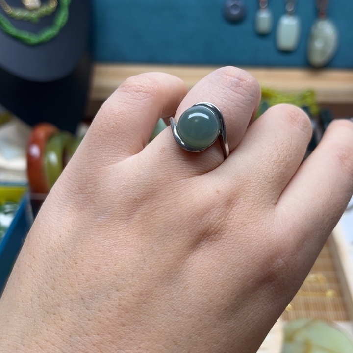 蛇纹石玉银S925镶嵌戒指