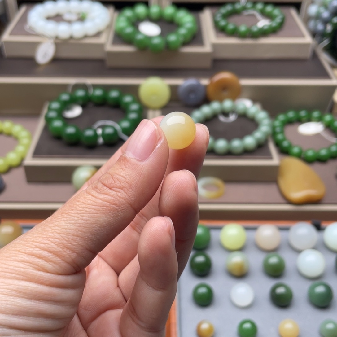 悟***在和田玉未镶嵌手链