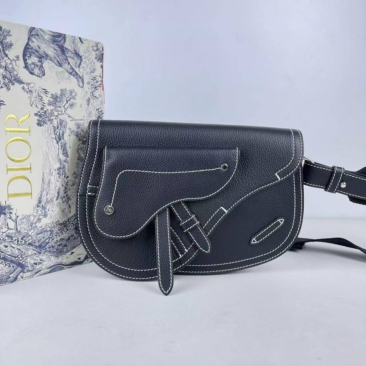 胖虎佳佳/迪奥/95新/公价0/箱包/两用包/31B2505260271