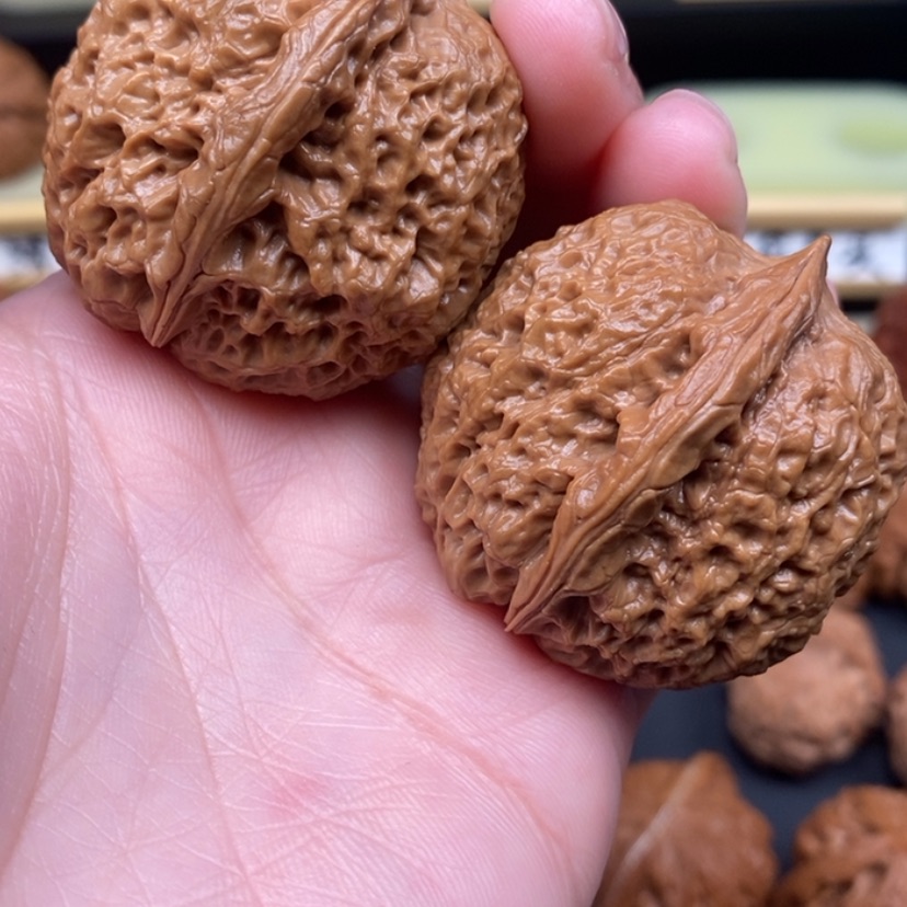 【闪购商品】文玩核桃吊坠拾*光蜂窝