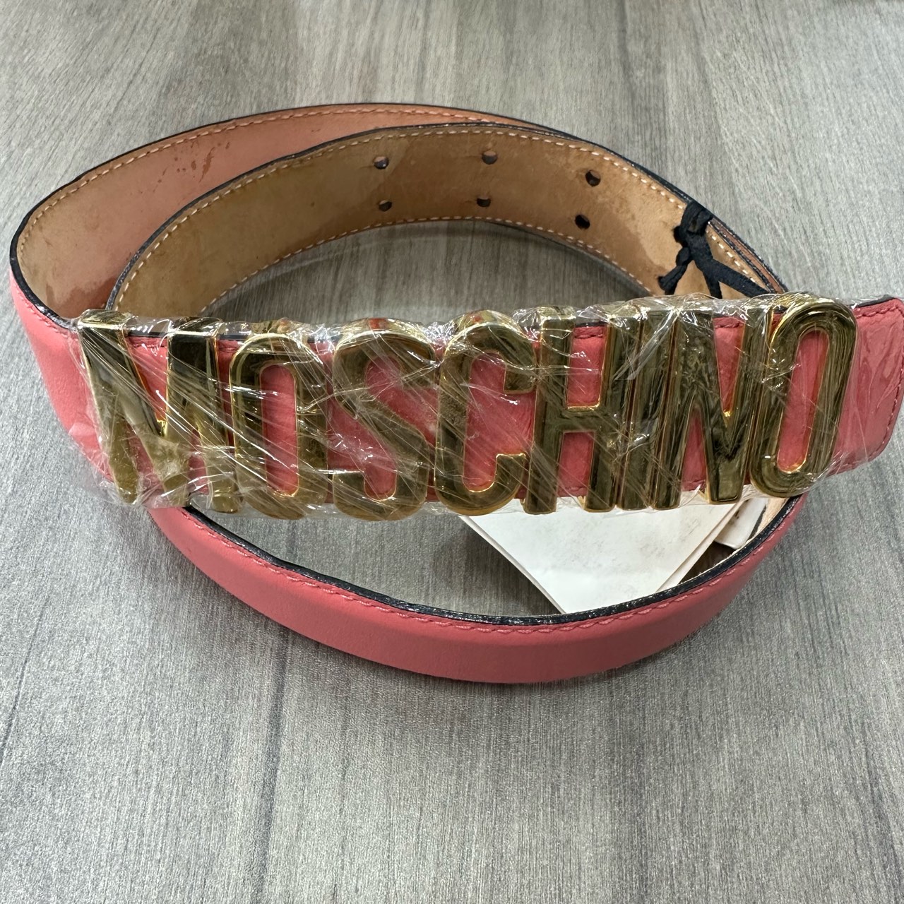 95新 YSL/圣罗兰 Moschino粉色真皮腰带 内里变色 42码 95新 带吊