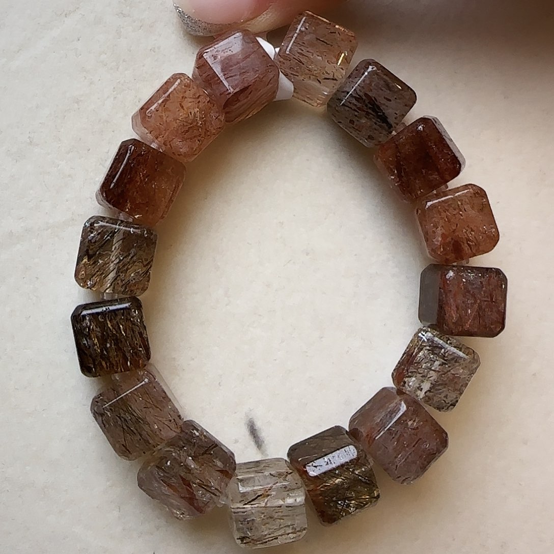 水晶手链未镶嵌飞****鞋大气上档次